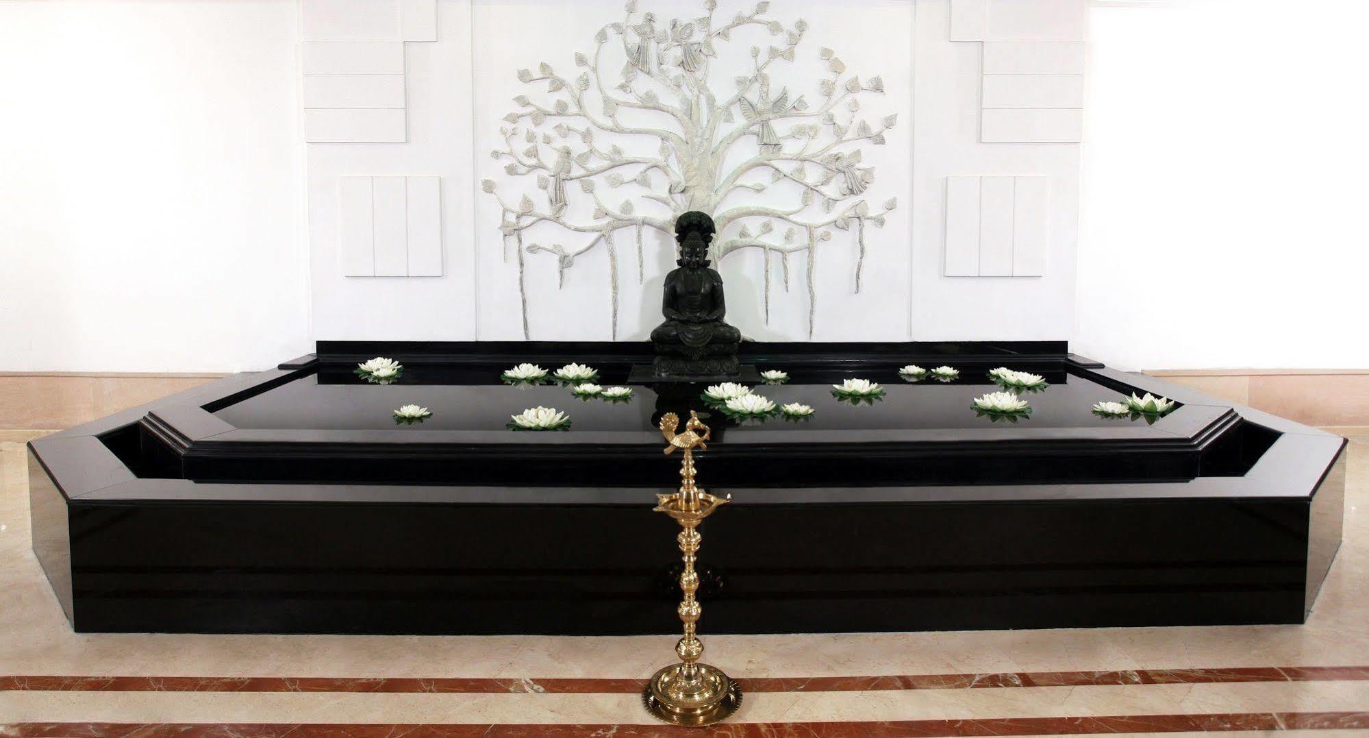 Greenpark Chennai Extérieur photo The Samadhi of Sri Narasimha Swamy