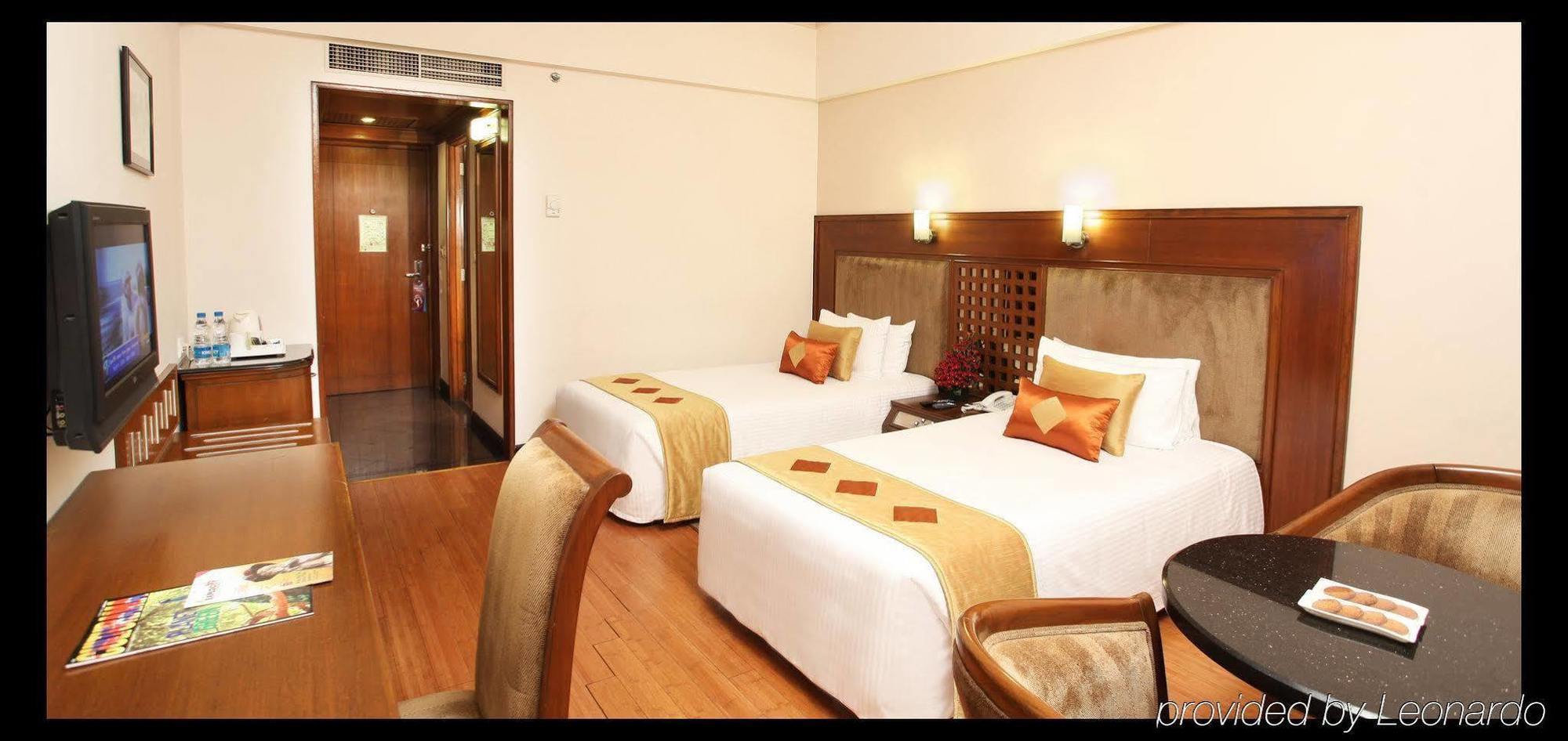 Greenpark Chennai Chambre photo A room at the hotel